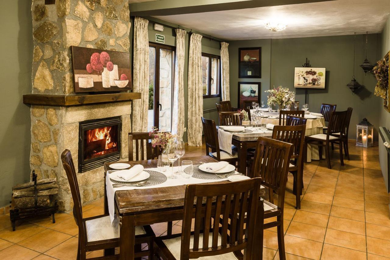 Navacepedilla de Corneja Hotel Ribera Del Corneja מראה חיצוני תמונה
