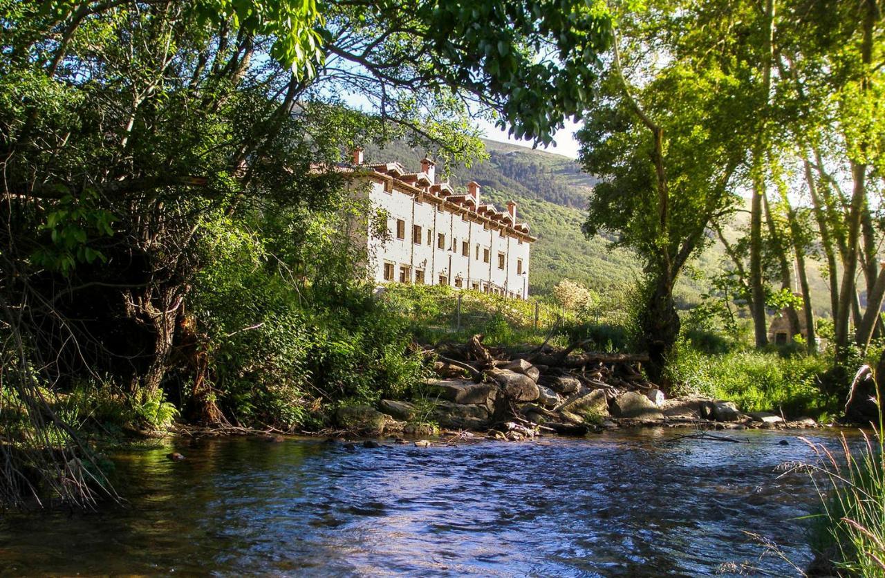 Navacepedilla de Corneja Hotel Ribera Del Corneja מראה חיצוני תמונה